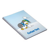 Kleine pinguïn die een sneeuwbal krijgt notitieboek (Rechterzijde)