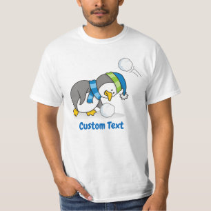 Kleine Pinguïn Krijgt Een Sneeuwbal T-shirt