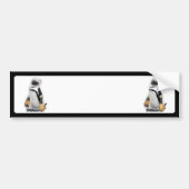 Kleine pinguïn met sleutelvistuig bumpersticker (Voorkant)