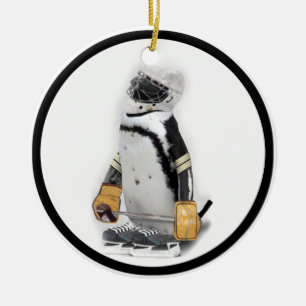 Kleine pinguïn met sleutelvistuig keramisch ornament