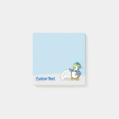 Kleine pinguïn met sneeuwballen zwaait post-it® notes (Voorkant)