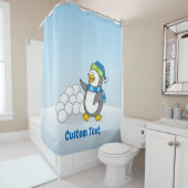 Kleine pinguïn met sneeuwkogels die een douchecurt douchegordijn (In situ)