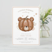 Kleine Pompoen Beer Herfst Baby shower Neutraal Kaart (Staand voorkant)