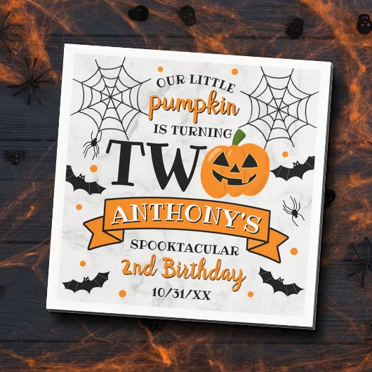 Kleine pompoen die twee Halloween 2e verjaardag dr Servet