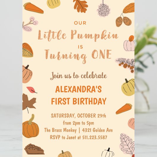 Kleine pompoen draaien 11e verjaardag van een hall kaart