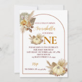 Kleine pompoen draait een 1e verjaardag uitnodigin kaart (Voorkant)