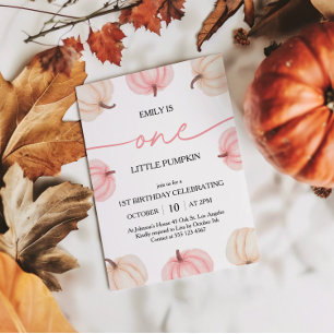 Kleine pompoen draait één verjaardag kaart