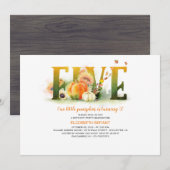 Kleine Pompoen Herfst 5e Verjaardagsfeestuitnodigi Kaart (Voorkant / Achterkant)