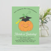 Kleine Pompoen Herfst Elementaire Afstudeerfeest Kaart (Staand voorkant)