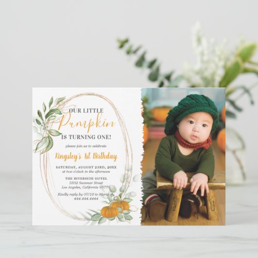 Kleine Pompoen Herfst Foto Eerste Verjaardag Kaart (Staand voorkant)
