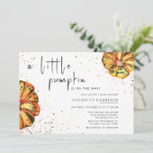 Kleine pompoen zijn onderweg naar baby shower kaart (Staand voorkant)