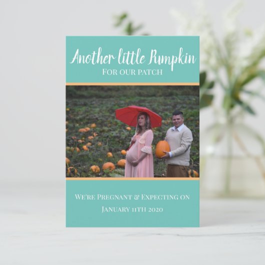 Kleine pompoen Zwangerschap Aankondiging Kaart (Staand voorkant)