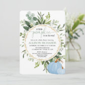 Kleine pompoenblauw baby shower met een groene jon kaart (Staand voorkant)
