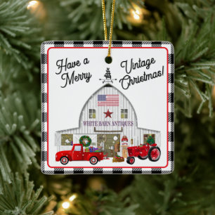 Kleine rode vrachtwagen en Antiek witte schuur Keramisch Ornament