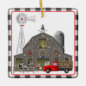 Kleine rode vrachtwagen en oude veehouderij keramisch ornament (Voorkant)