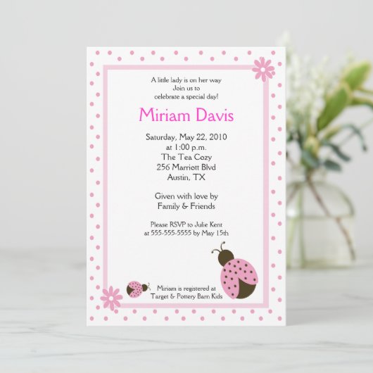 Kleine roze Ladybugs 5x7 Babykatoen Shower Invitat Kaart (Staand voorkant)