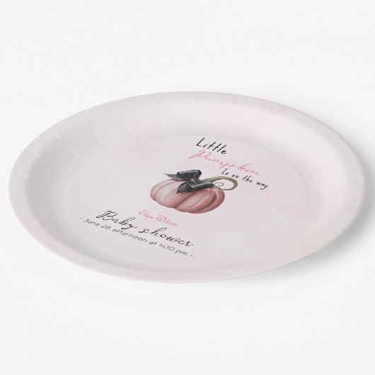 Kleine roze pompoenboog is onderweg papieren bordje (Gekanteld)