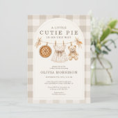 Kleine schatje beer Gingham herfst babyshower Kaart (Staand voorkant)