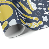 Kleine schooldingen verspreid over cadeaupapier (Rol Hoek)