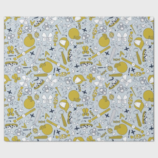 Kleine schooldingen verspreid over cadeaupapier