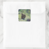 Kleine Scottie in de tuin Vierkante Sticker (Tas)