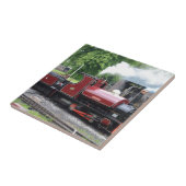 Kleine smalspoorlocomotief tegeltje (Zijkant)