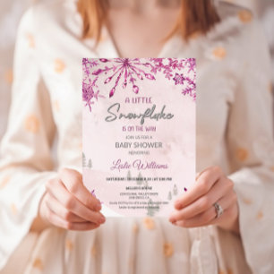 Kleine sneeuwvlok is op weg naar het Baby shower Kaart