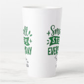 Kleine Stappen Elke Dag Inspirerende Latte Mok (Voorkant)