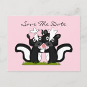 Kleine stinkdieren slaan de datum op aankondigingskaart (Voorkant)