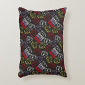 Kleine Stoute Meid | Zwart, Rood & Geel Patroon Decoratief Kussen (Voorkant(Verticaal))