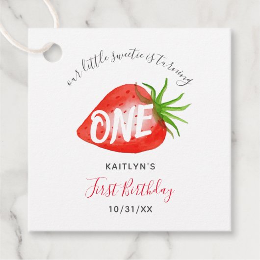 Kleine Sweetie Aardbei 1e Verjaardag Bedankjes Labels (Voorkant)