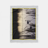 Kleine Trumpeter Zwanen bij Dusk Fleece Deken (Voorkant)