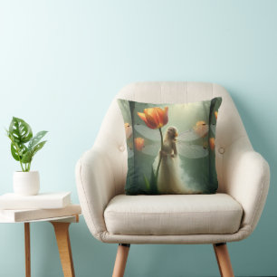 Kleine Tulpenfee in delicate vloeiende kleding Kussen