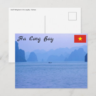 Kleine vissersboot in Ha Long Bay - Vietnam, Azië Briefkaart