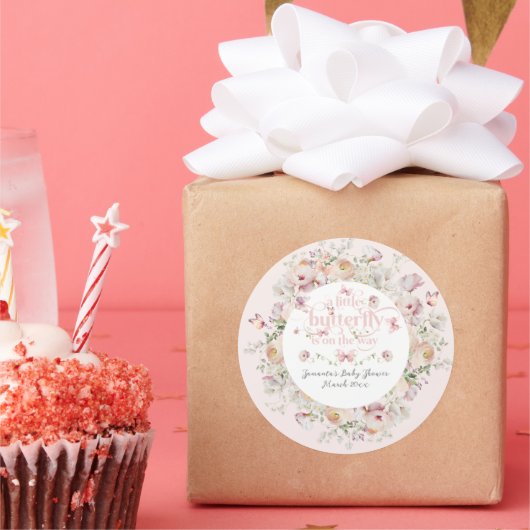 Kleine vlinder Blush Roze Bloemen Meisje Baby show Ronde Sticker (Feest)