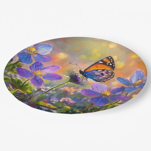 Kleine vlinder op wilde bloemen bij zonsopgang papieren bordje (Gekanteld)