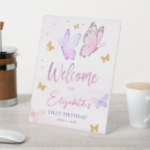 Kleine Vlinder Roze Paarse Meisje Verjaardag Welko Reclamebord Met Voetstuk (Insitu)