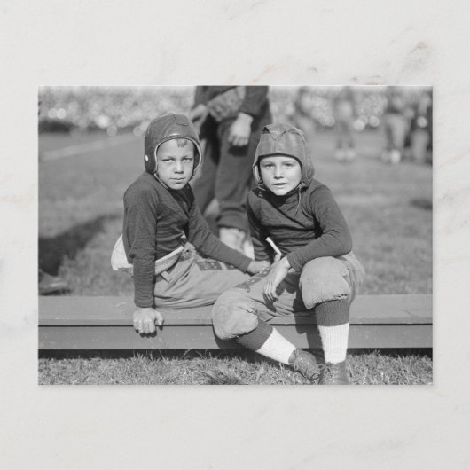 Kleine voetballers, 1925 briefkaart (Voorkant)