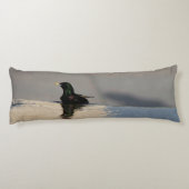 Kleine vogel op het water lichaamskussen (Achterkant)