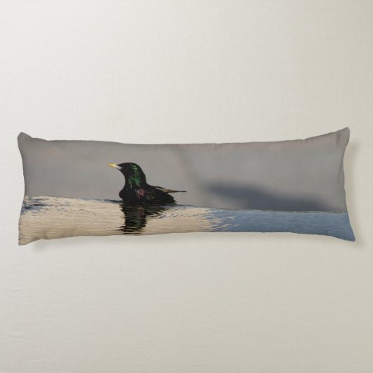 Kleine vogel op het water lichaamskussen (Achterkant)