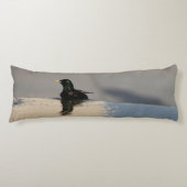 Kleine vogel op het water lichaamskussen (Voorkant)