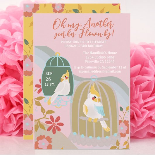 Kleine vogel regenboog roze meisje verjaardag kaart