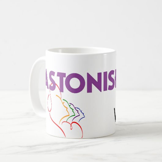 Kleine vrouwen "ASTONISHING!" Mok (Voorkant links)