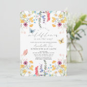 Kleine Wildflower Vlinder Meisje Baby shower Kaart (Staand voorkant)