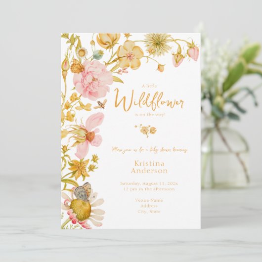 Kleine Wildflower Vlinder QR Code Baby Shower  Kaart (Staand voorkant)