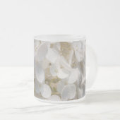 Kleine witte bloemen matglas koffiemok (Voorkant rechts)