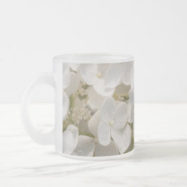 Kleine witte bloemen matglas koffiemok