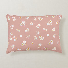 Kleine witte bloemen op roze - naadloos patroon. accent kussen