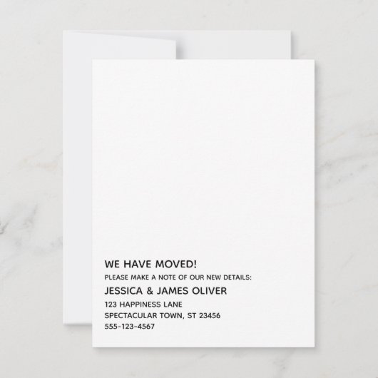 Kleine witte huizen op blauw hout We verhuisden Ka Kaart (Achterkant)