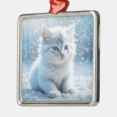 Kleine witte kitten in sneeuw kerst metalen ornament (Links)